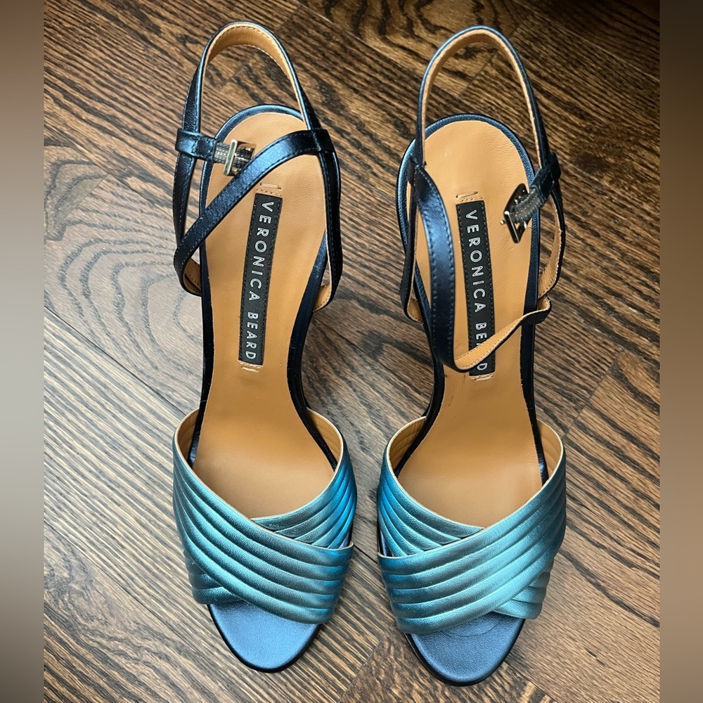 Never worn, metallic blue Veronica Beard heels